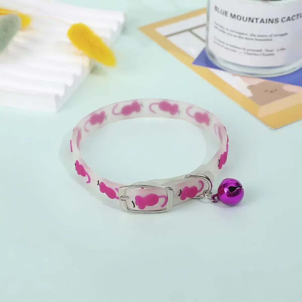 Luminous Cat Necklace Glowing Small Dog Collar Anti-Loss Fluorescent Silicone Bell Collar Neck Ring Pet  Accessories