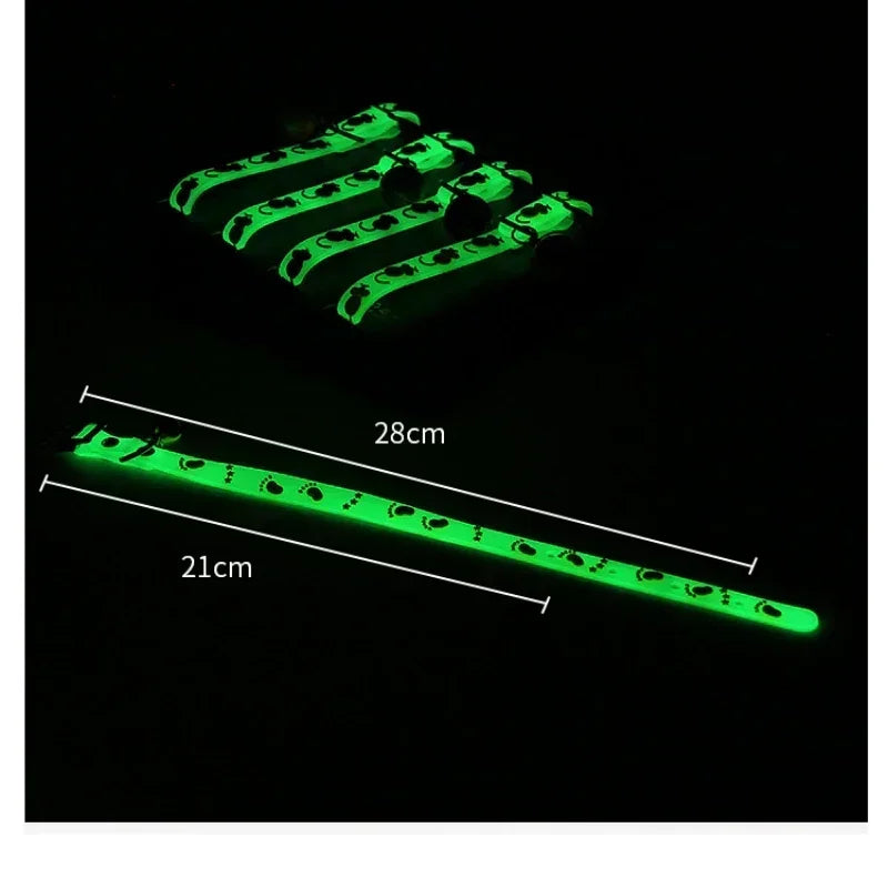 Luminous Cat Necklace Glowing Small Dog Collar Anti-Loss Fluorescent Silicone Bell Collar Neck Ring Pet  Accessories